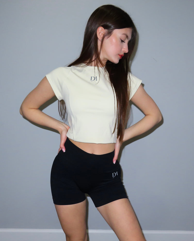 Contour Tee