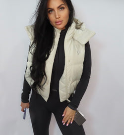 Di Essential Vest